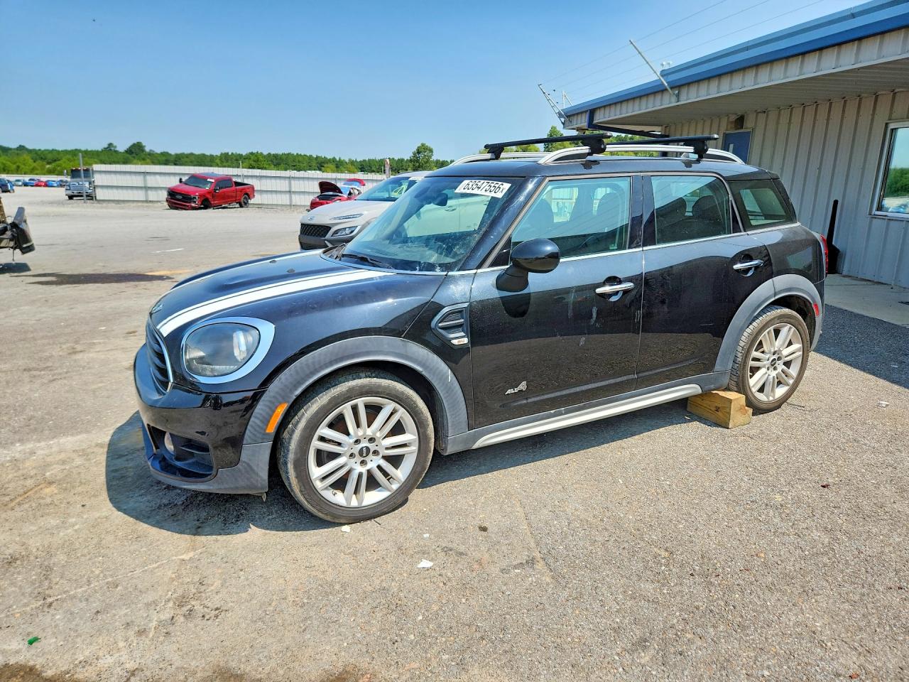 2018 MINI Countryman Cooper, VIN WMZYV5C32J3B75957 — Мелкие вмятины и царапины
