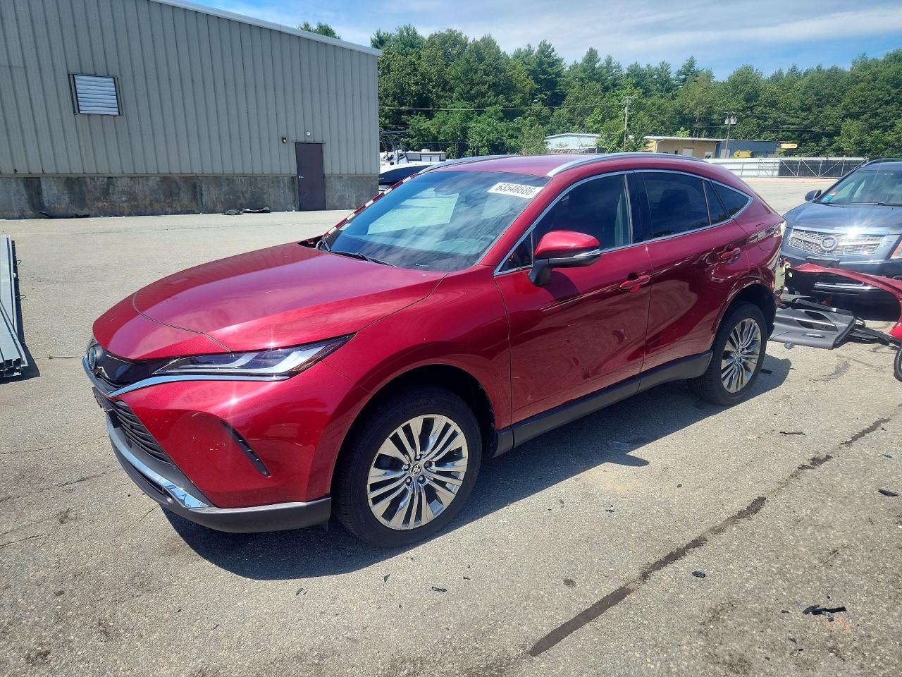 2022 Toyota Venza XLE, VIN JTEAAAAH5NJ090450 — Зад