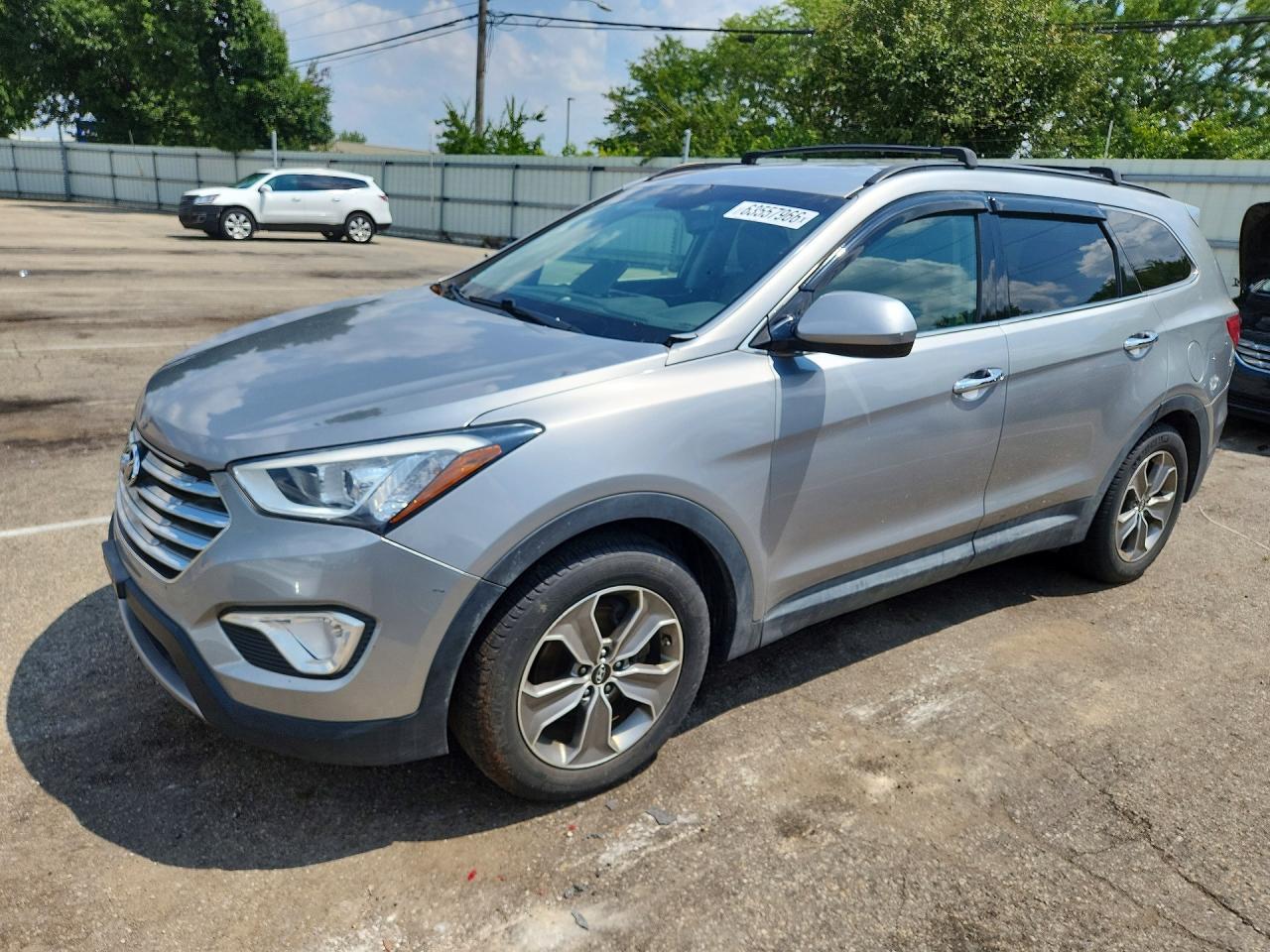 2014 Hyundai Santa Fe GLS, VIN KM8SMDHF3EU085750 — Minor dents and scratches
