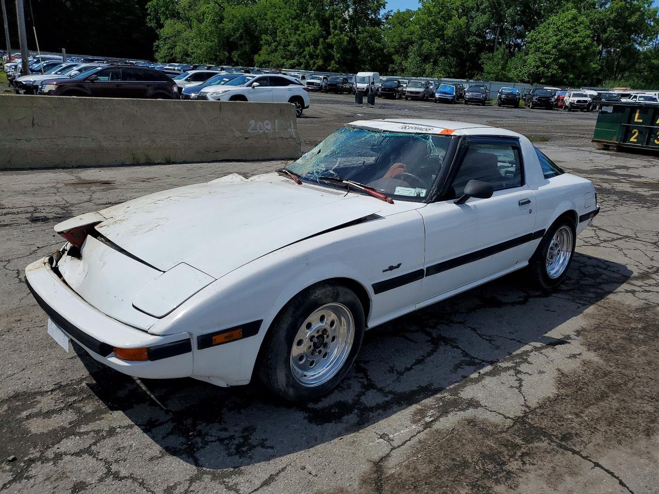 1984 Mazda RX-7 GS, VIN JM1FB3310E0837784 — Бок