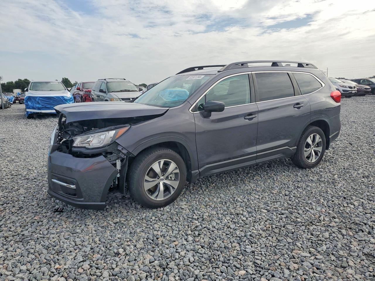 2020 Subaru Ascent Premium, VIN 4S4WMACD2L3454820 — Front end