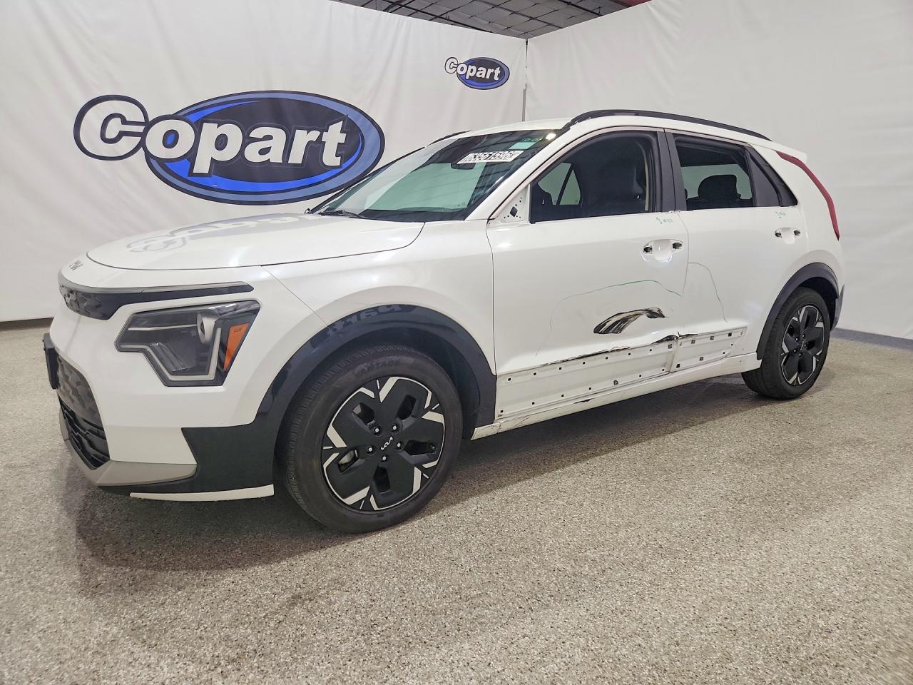 2023 Kia Niro Wind, VIN KNDCR3L13P5027084 — Бок