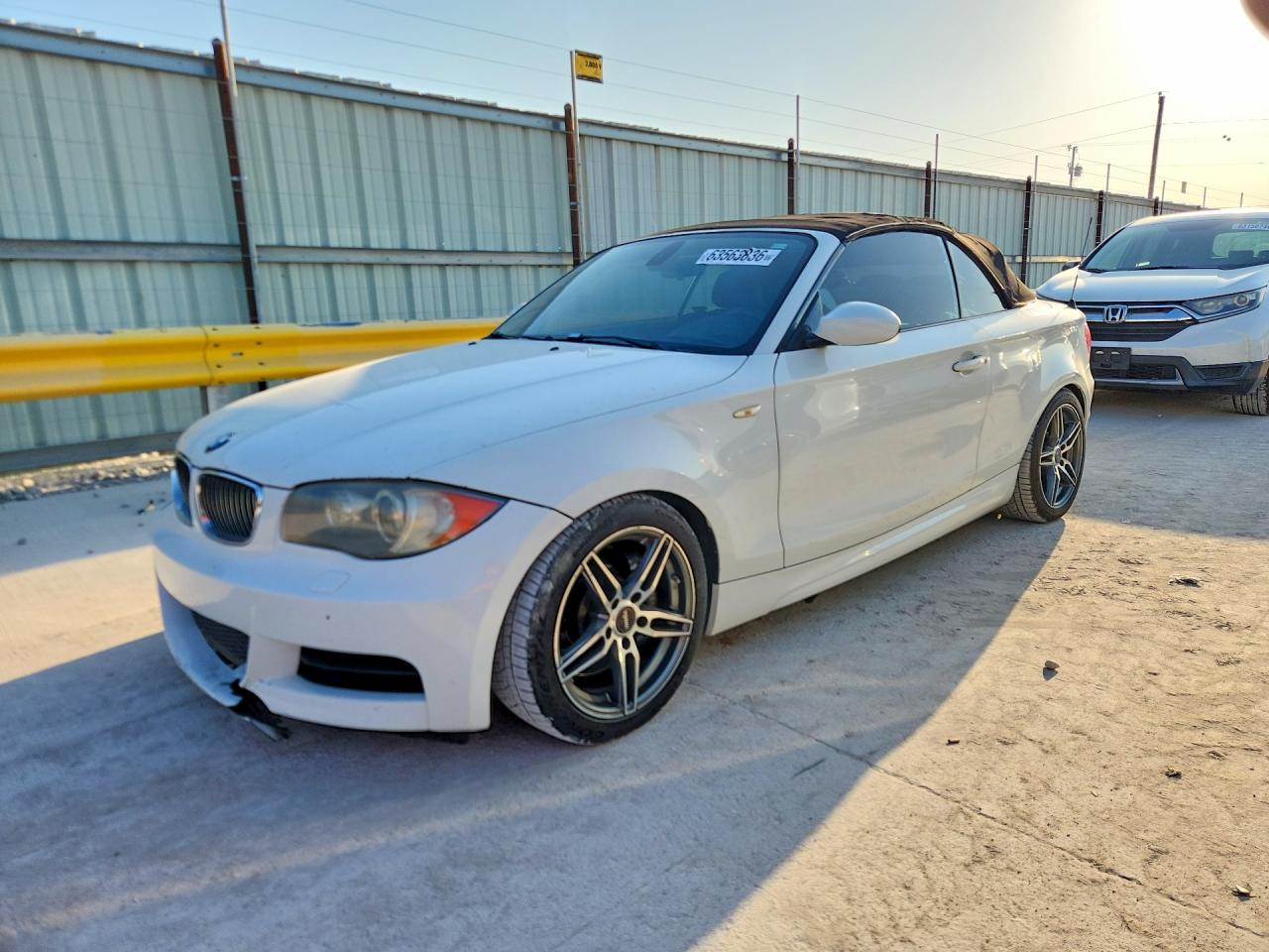 2009 BMW 1 Series 135i, VIN WBAUN93589VK41199 — Front end