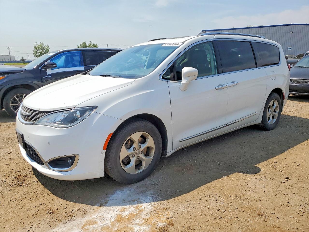 2017 Chrysler Pacifica Touring L Plus, VIN 2C4RC1EGXHR810859 — Механическое