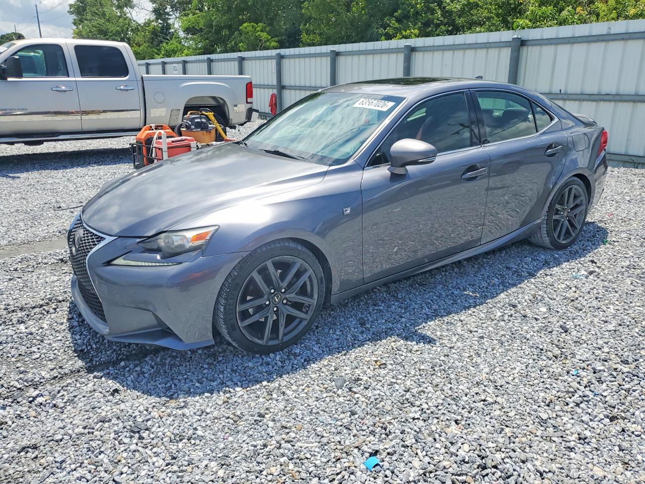 2015 Lexus IS 250, VIN JTHBF1D24F5066750 — Бок