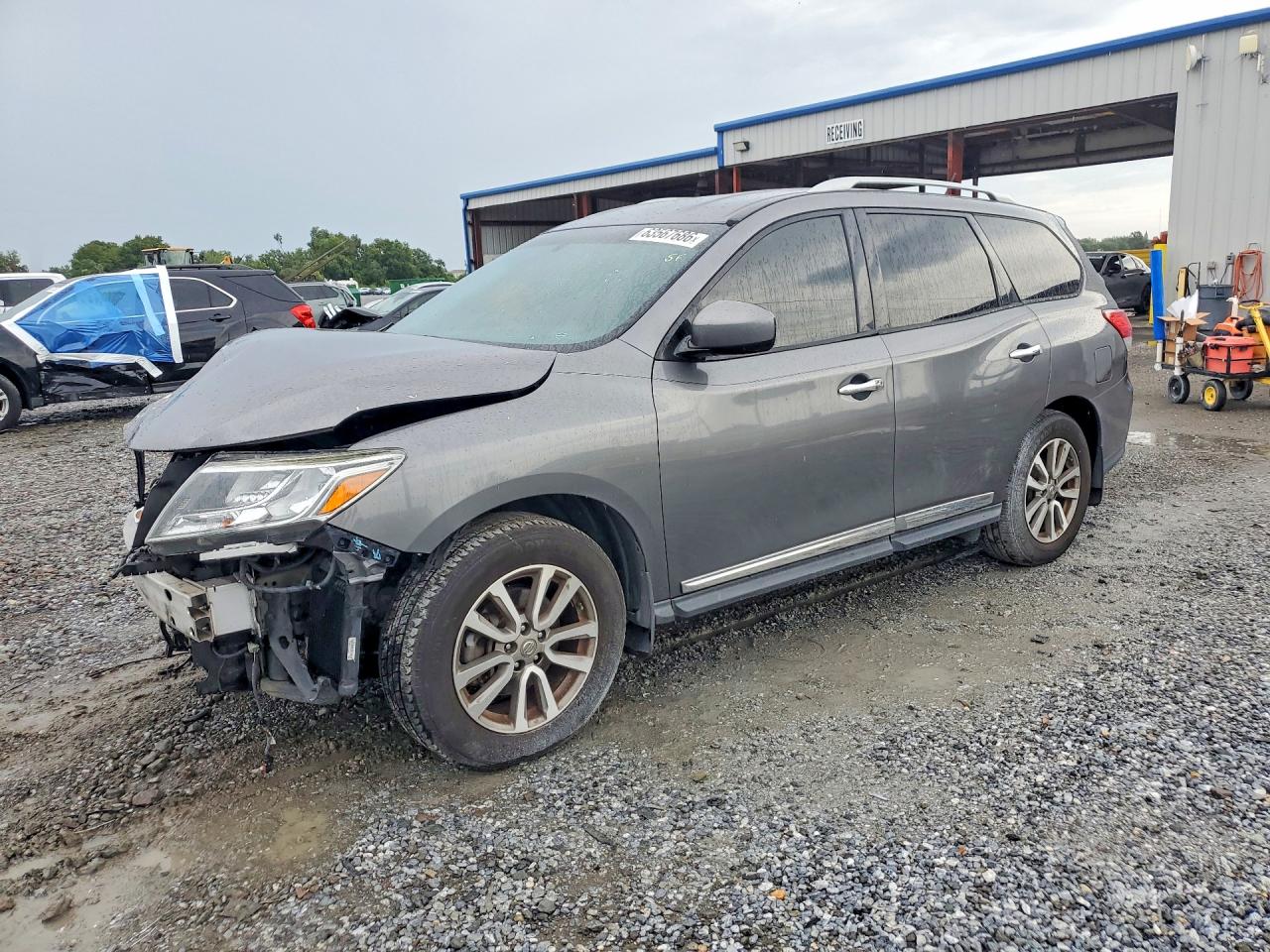 2015 Nissan Pathfinder S, VIN 5N1AR2MNXFC650842 — Front end