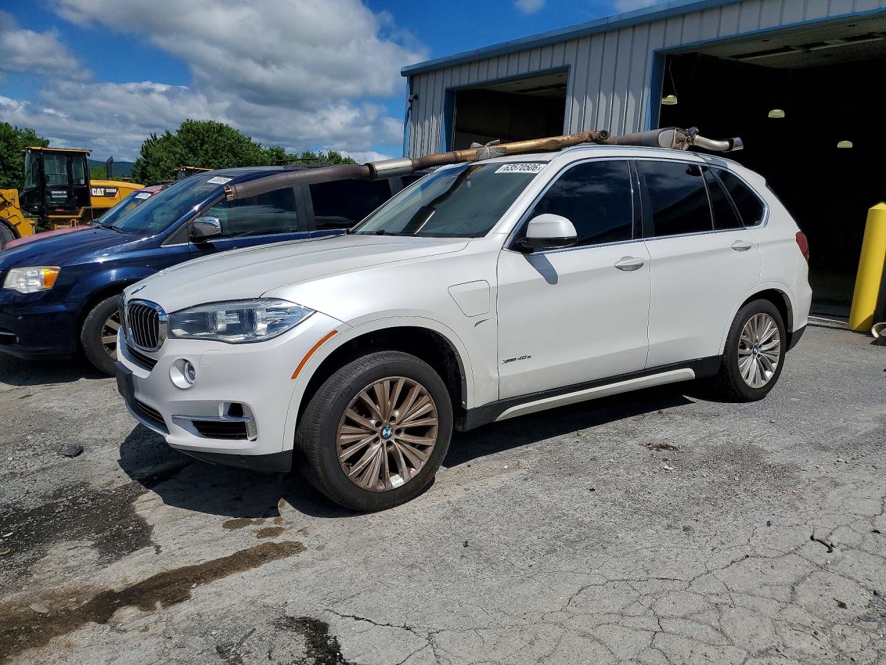 2016 BMW X5 xDrive40e, VIN 5UXKT0C59G0S75866 — Stripped