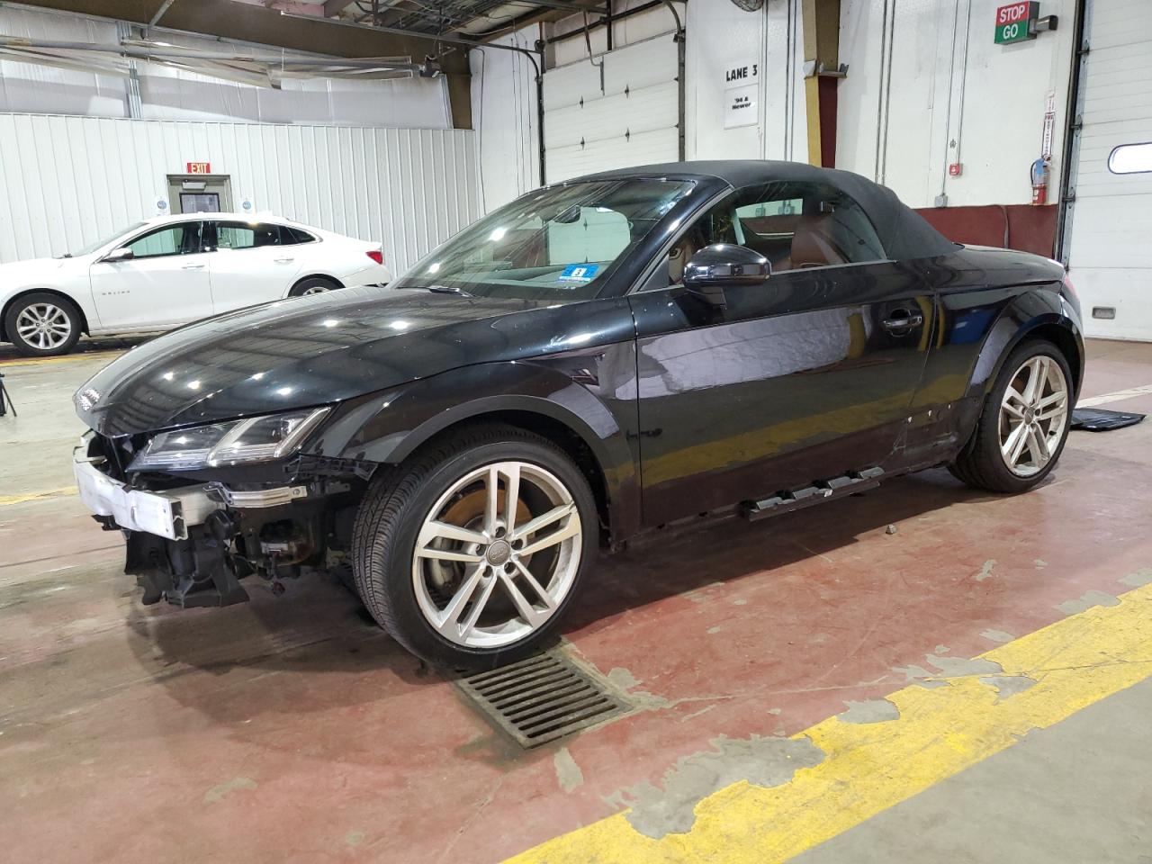 2018 Audi TT Roadster, VIN TRUT5CFVXJ1007672 — Днище