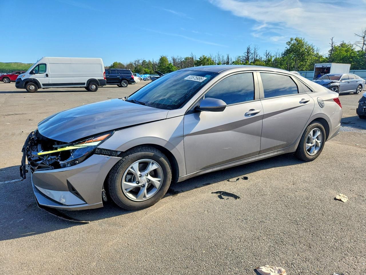 2021 Hyundai Elantra SE, VIN KMHLL4AG5MU148243 — Front end
