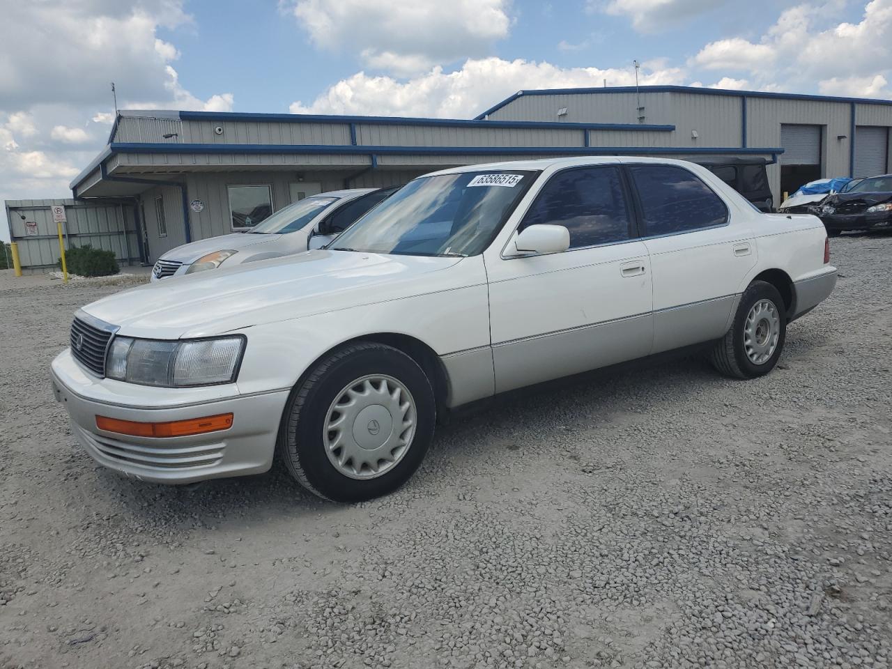 1990 Lexus LS 400, VIN JT8UF11E0L0003497 — Normal wear