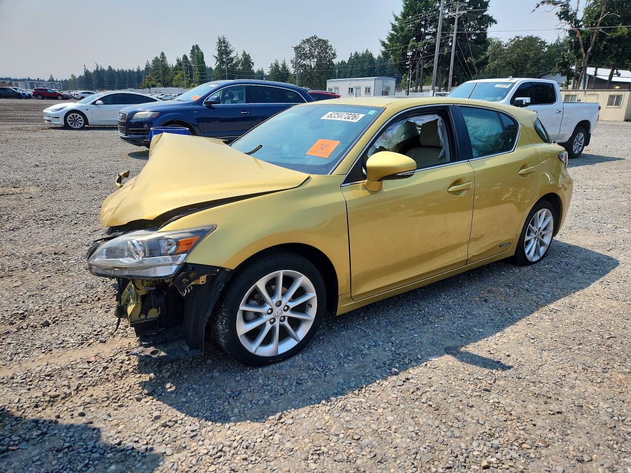 2012 Lexus CT 200h Premium, VIN JTHKD5BH6C2047960 — Перед