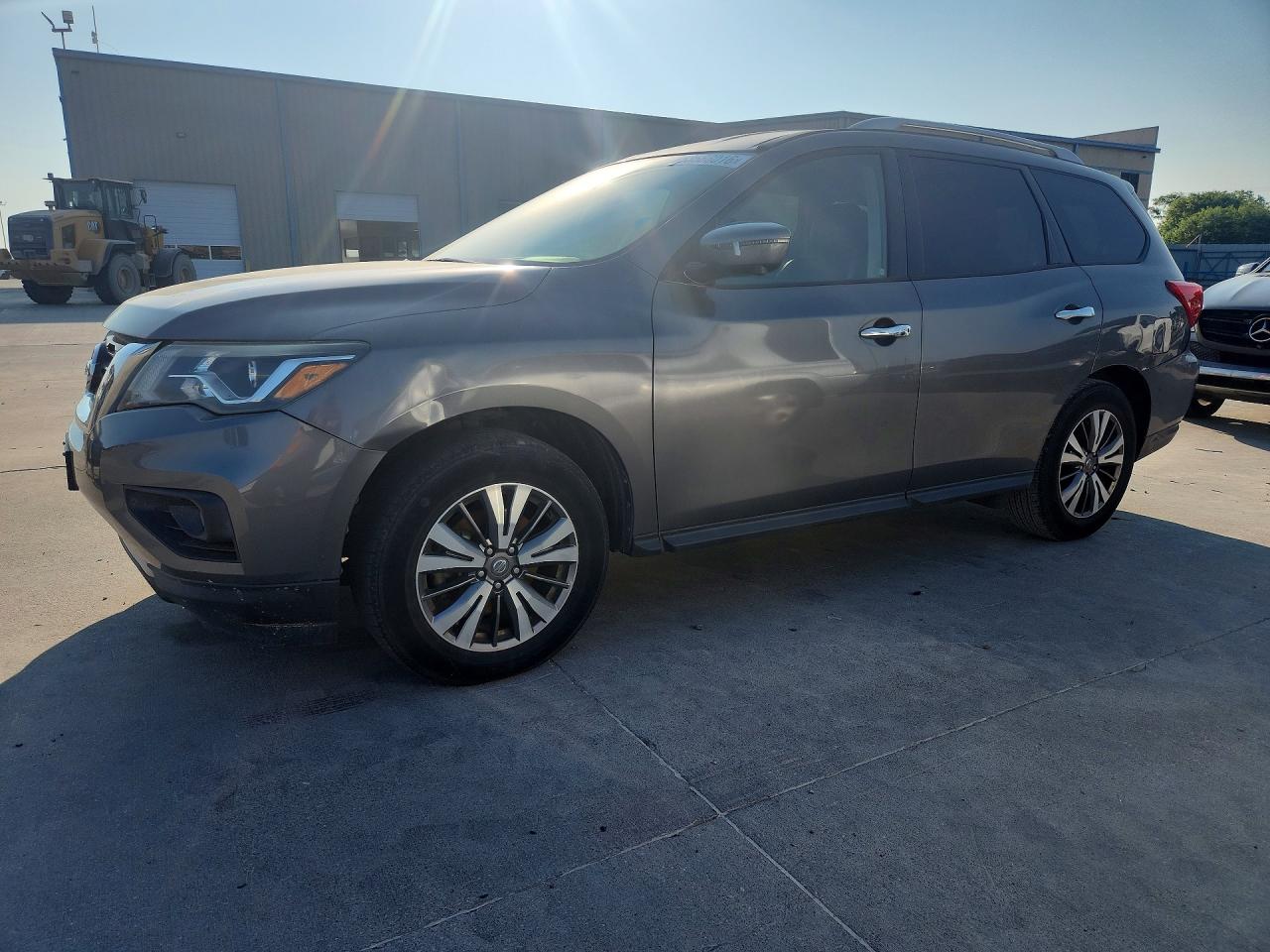 2019 Nissan Pathfinder Platinum, VIN 5N1DR2MNXKC625690 — Mechanical