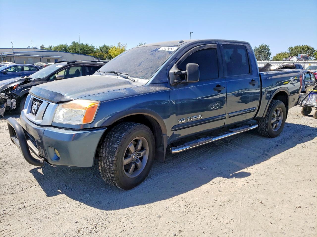 2013 Nissan Titan SV, VIN 1N6AA0EC5DN309957 — Front end
