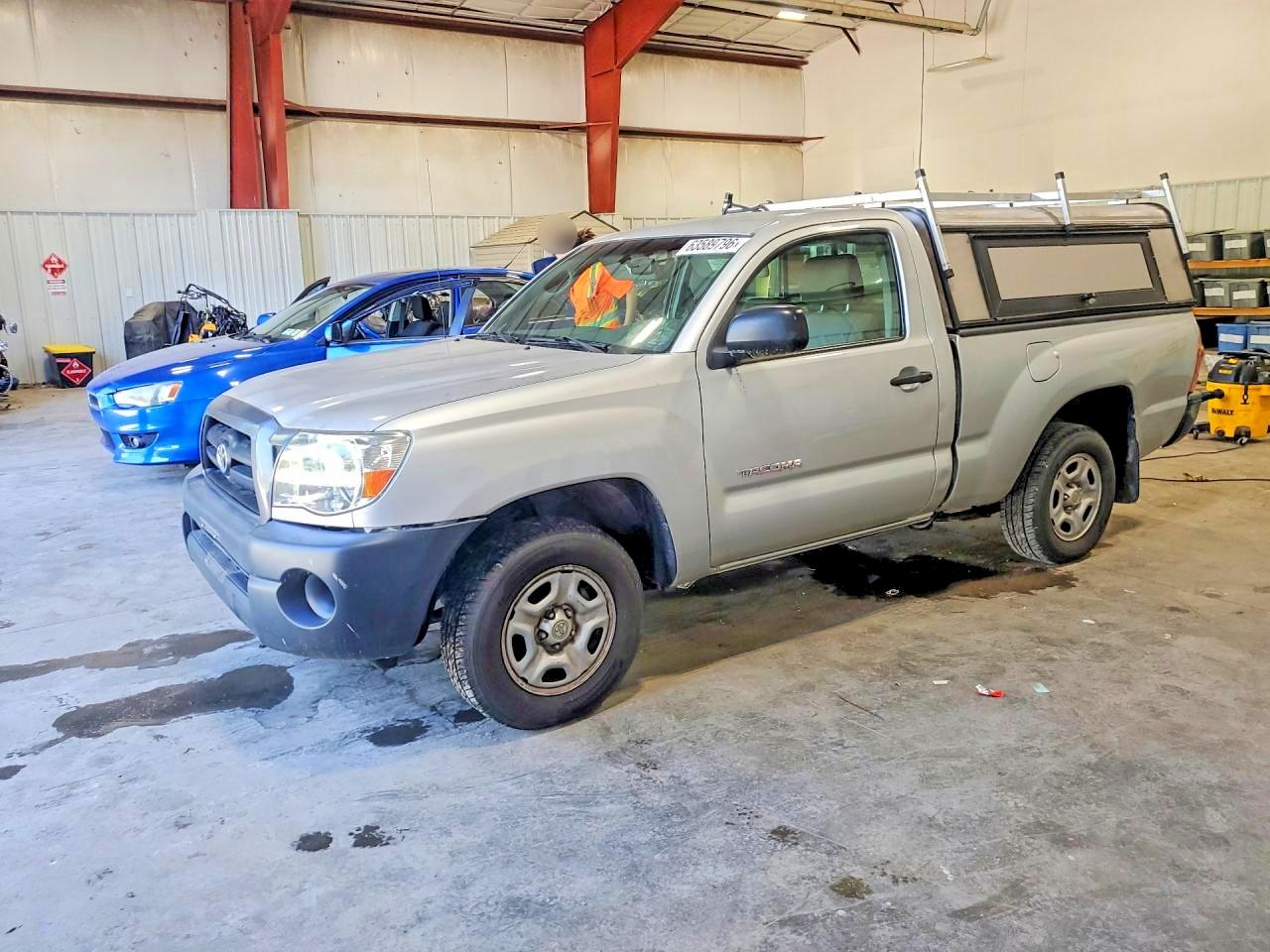 2005 Toyota Tacoma, VIN 5TENX22N85Z100683 — Normal wear