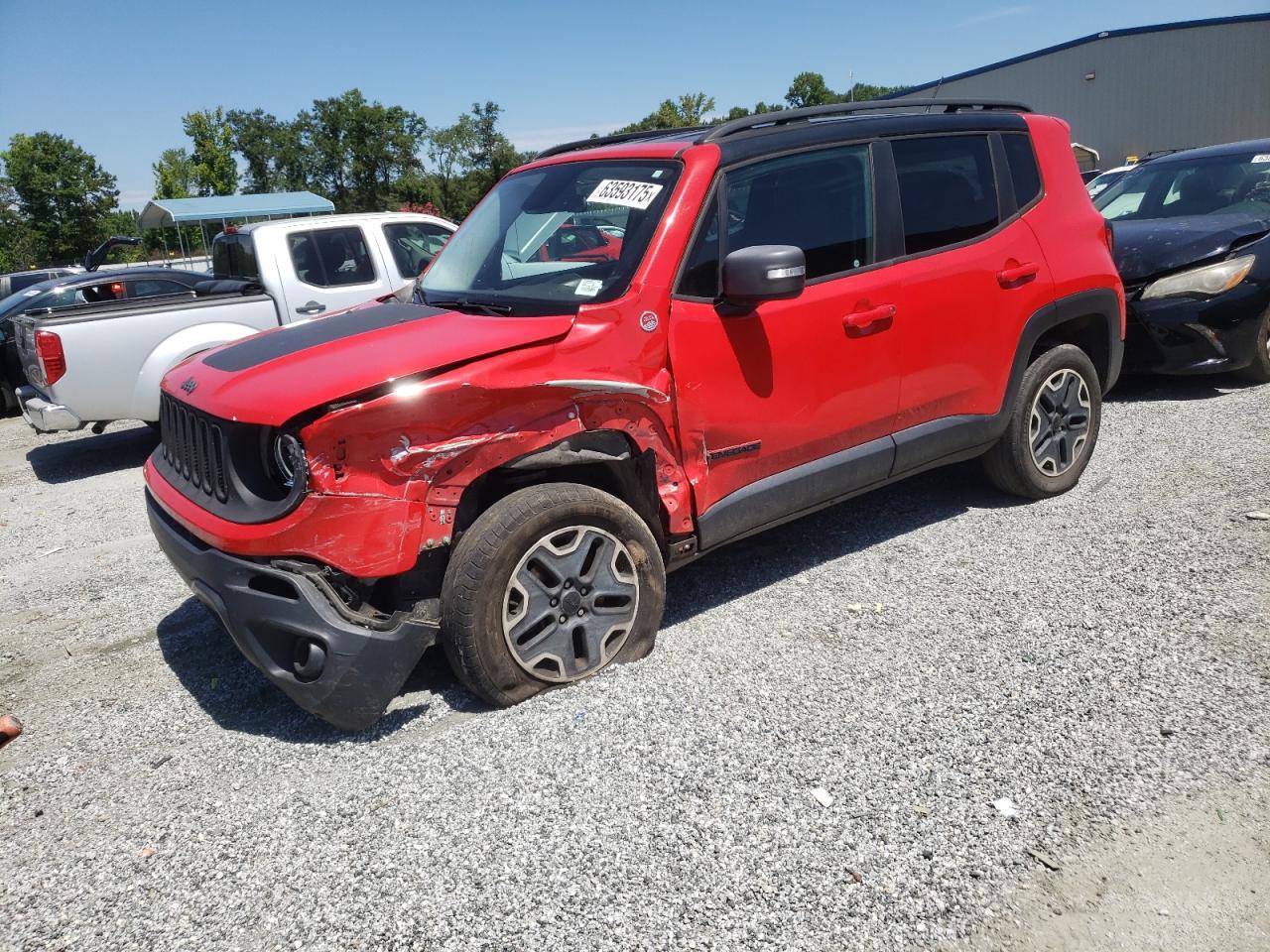 2017 Jeep Renegade Trailhawk, VIN ZACCJBCB5HPE87219 — Перед