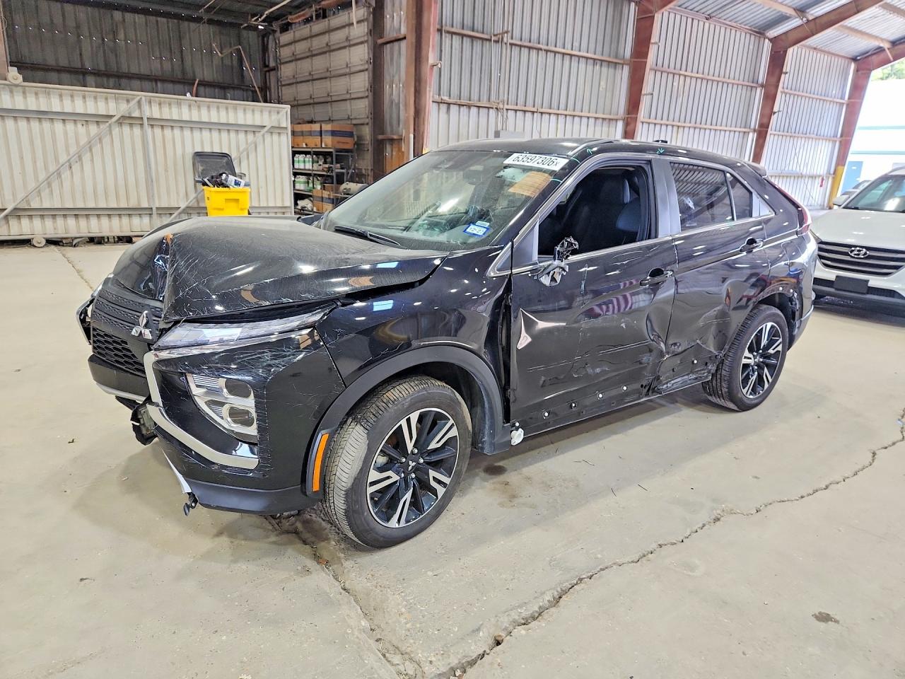 2026 Mitsubishi Eclipse Cross Black Edition, VIN JA4ATWAA3TZ015169 — Перед