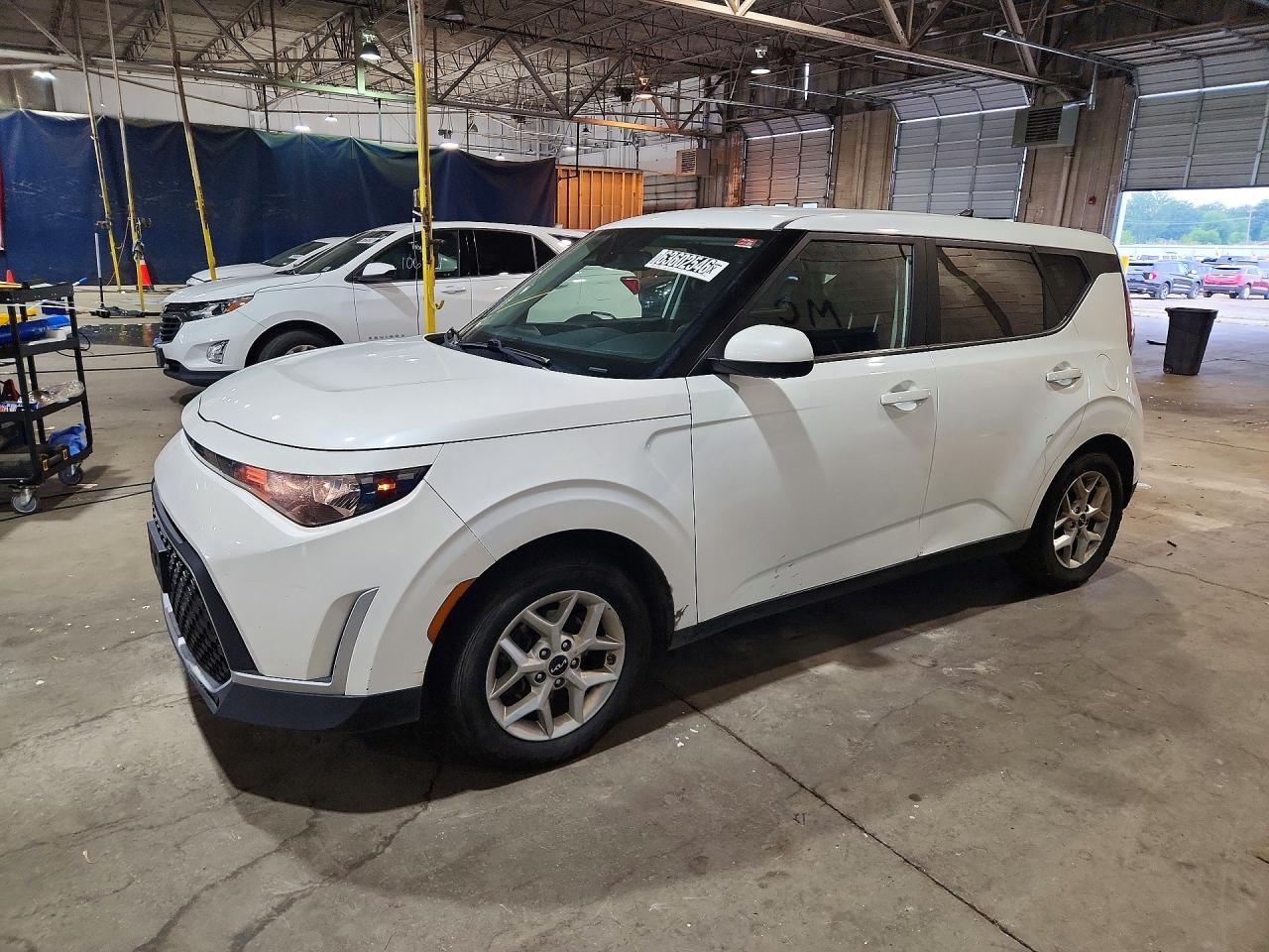 2023 Kia Soul LX, VIN KNDJ23AU0P7877249 — Front end