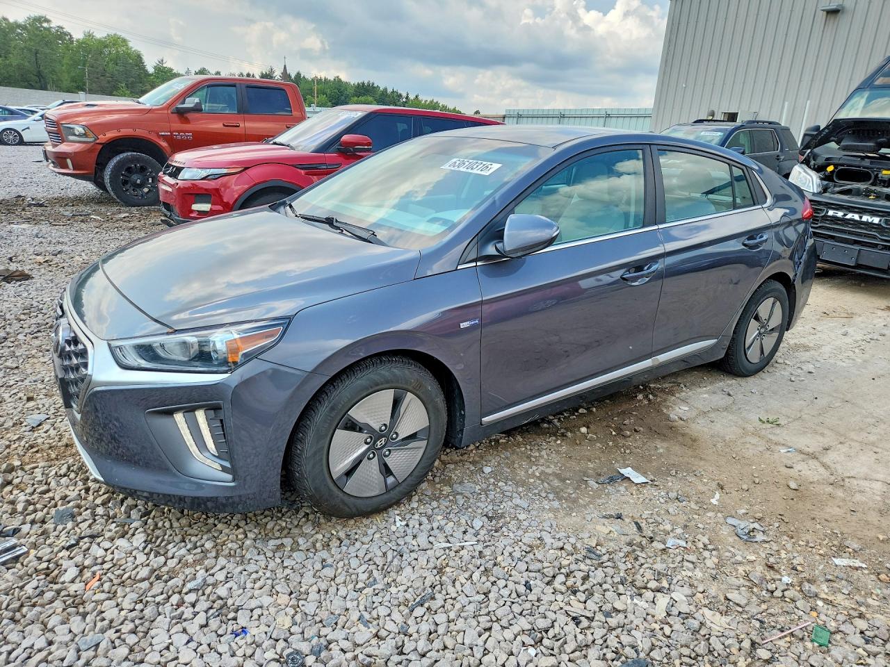 2020 Hyundai Ioniq SE, VIN KMHC75LC7LU197513 — Rear end