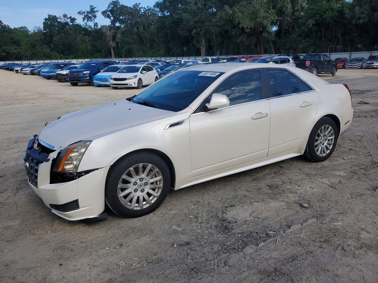 2012 Cadillac CTS Luxury, VIN 1G6DE5E54C0117768 — Перед