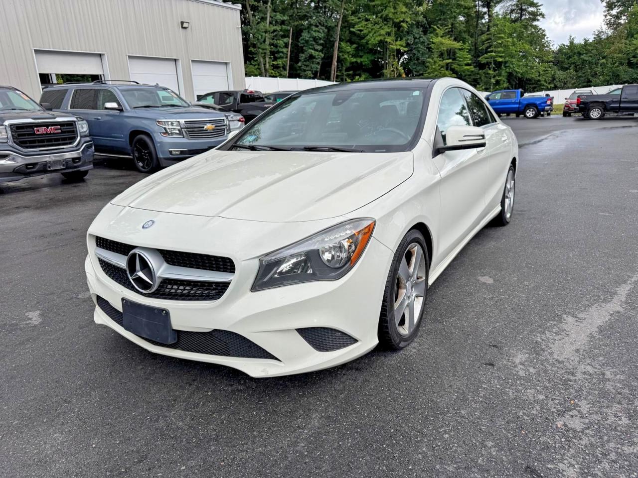 2015 Mercedes-Benz CLA 250, VIN WDDSJ4GB5FN277023 — Minor dents and scratches