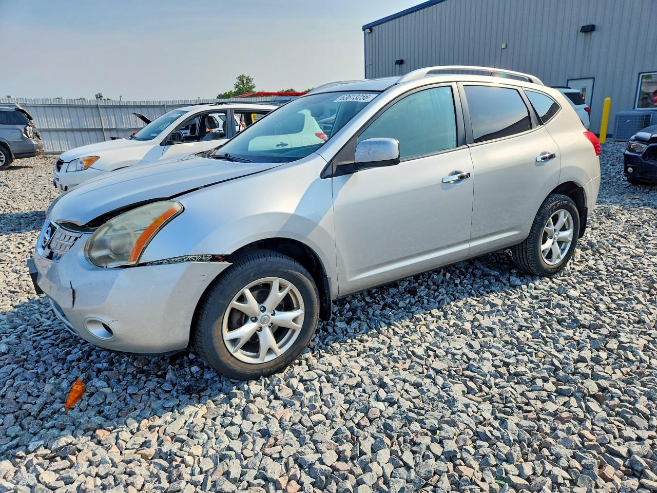 2010 Nissan Rogue S Krom Edition, VIN JN8AS5MV0AW142448 — Front end