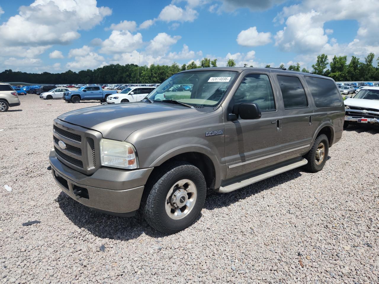 2005 Ford Excursion Limited, VIN 1FMNU42S65EB54069 — Механическое