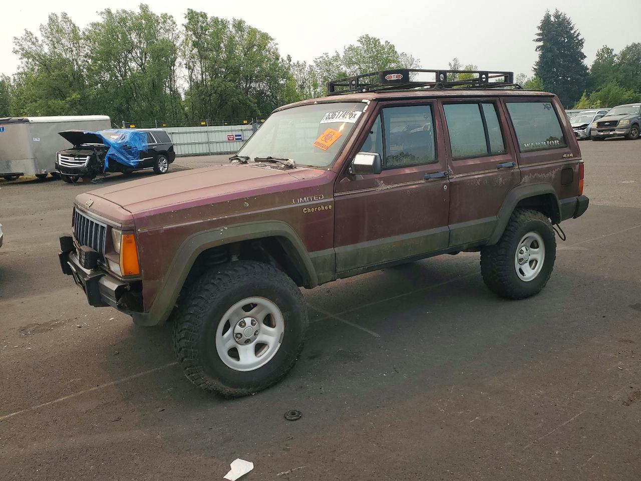 1988 Jeep Cherokee Limited, VIN 1JCMT7895JT133632 — Minor dents and scratches