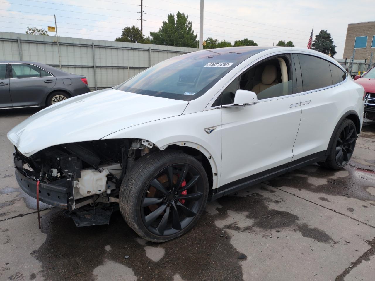 2016 Tesla Model X P90D, VIN 5YJXCAE49GF003613 — Front end