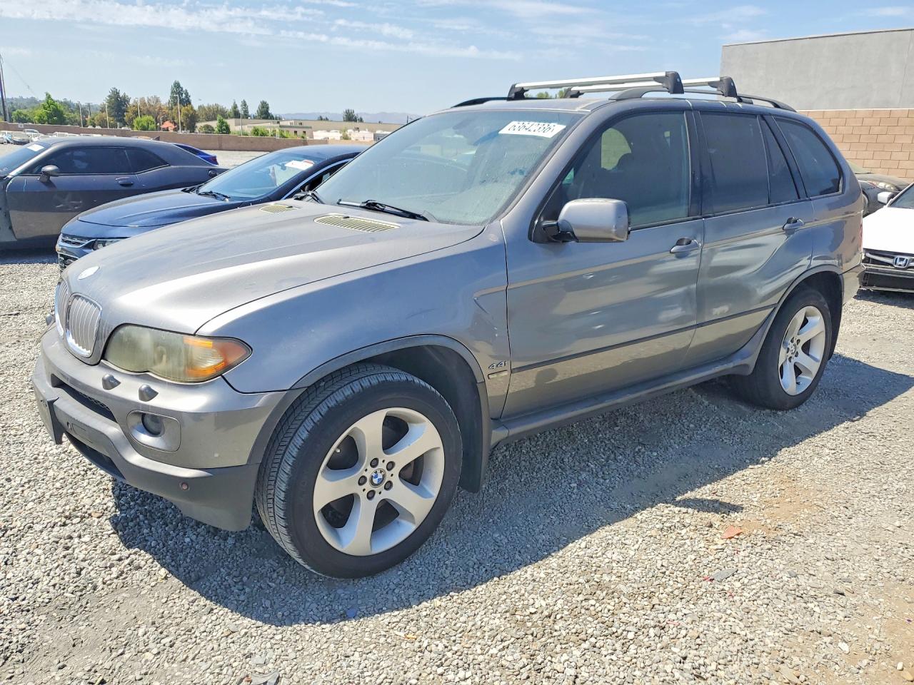 2005 BMW X5 4.4i, VIN 5UXFB53555LV10664 — Мелкие вмятины и царапины