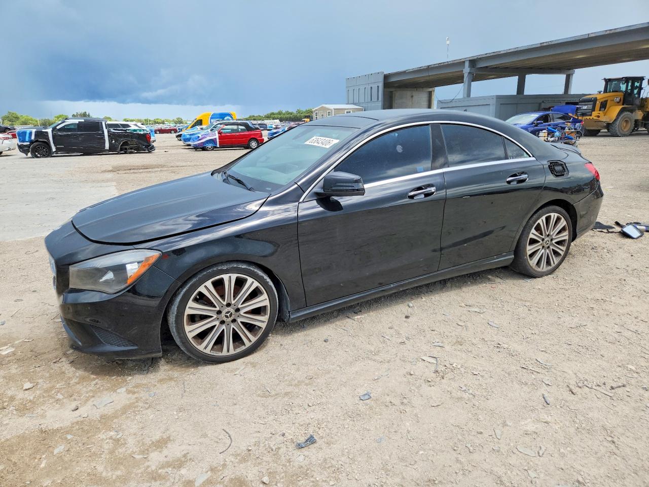 2018 Mercedes-Benz CLA 250, VIN WDDSJ4GB7JN563240 — Механическое