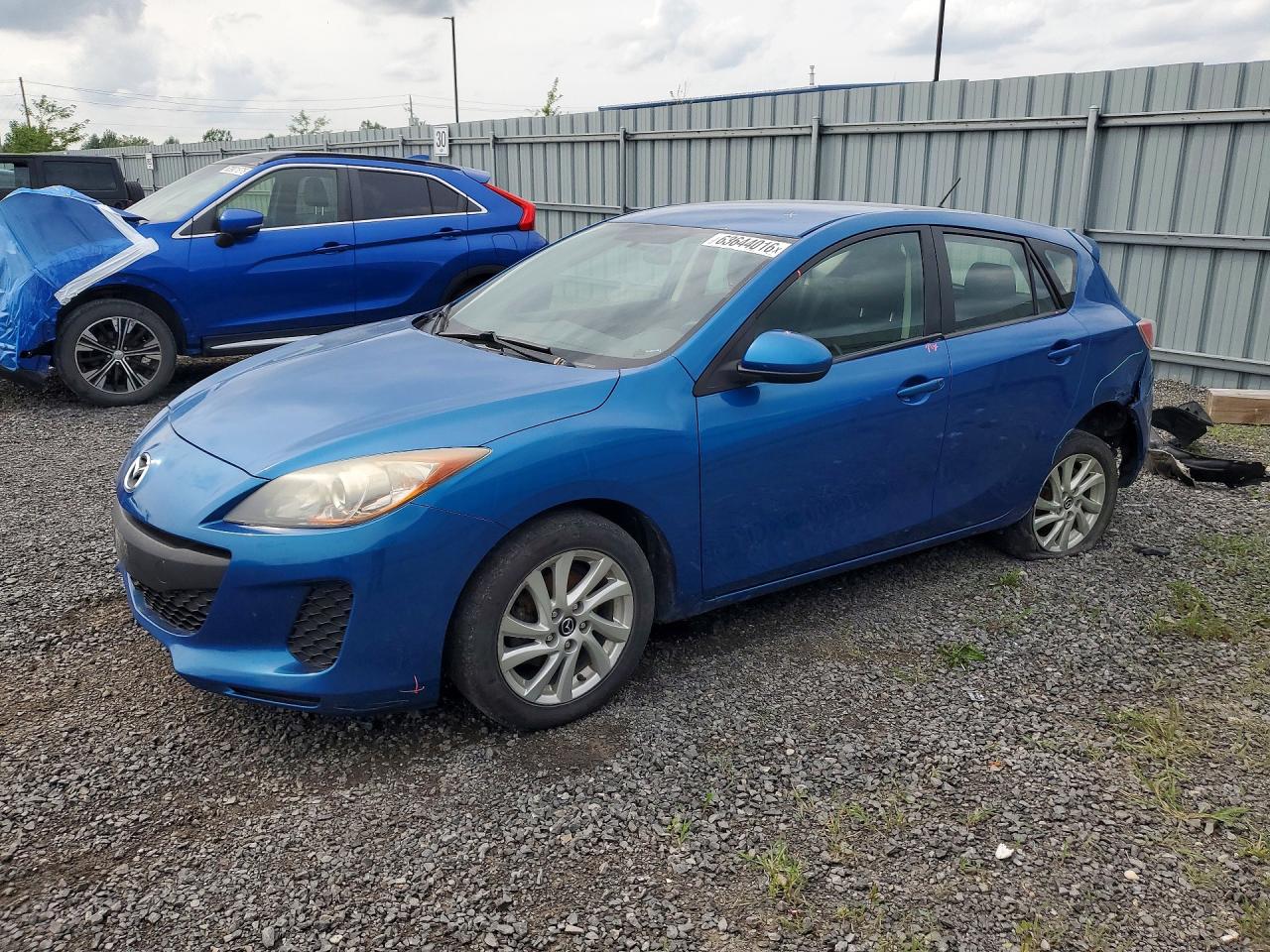 2013 Mazda 3 GX, VIN JM1BL1KF7D1742743 — Зад