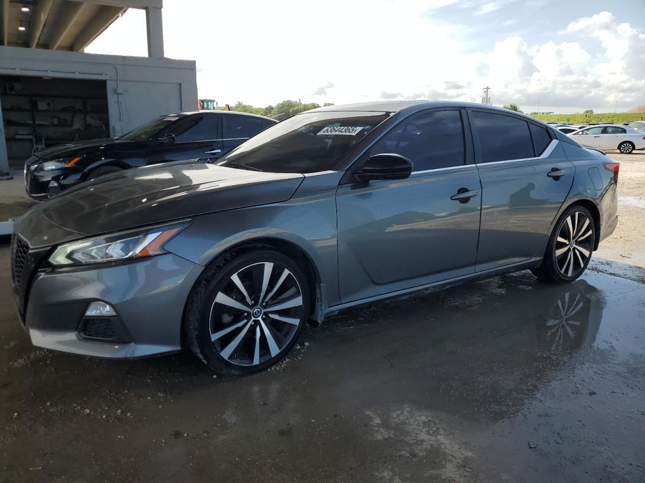 2020 Nissan Altima SR, VIN 1N4BL4CV5LC247263 — Auction photo 1 of 4