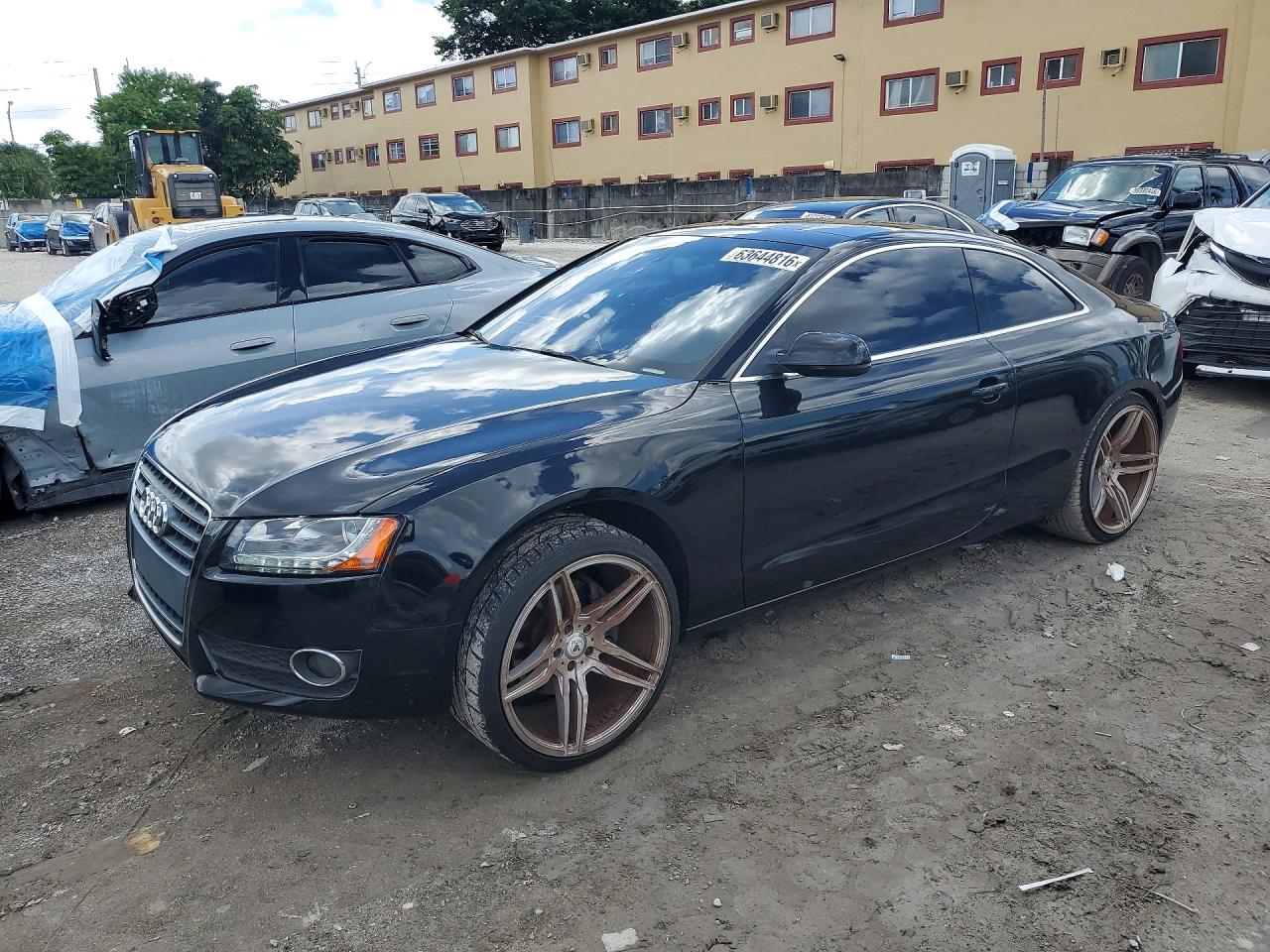 2010 Audi A5 Prestige, VIN WAUVFAFR7AA006757 — Minor dents and scratches
