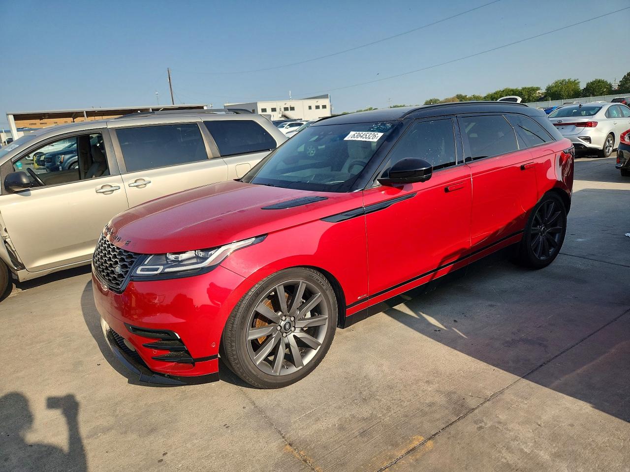 2018 Land Rover Range Rover Velar R-Dynamic HSE, VIN SALYM2RV6JA700241 — Normal wear