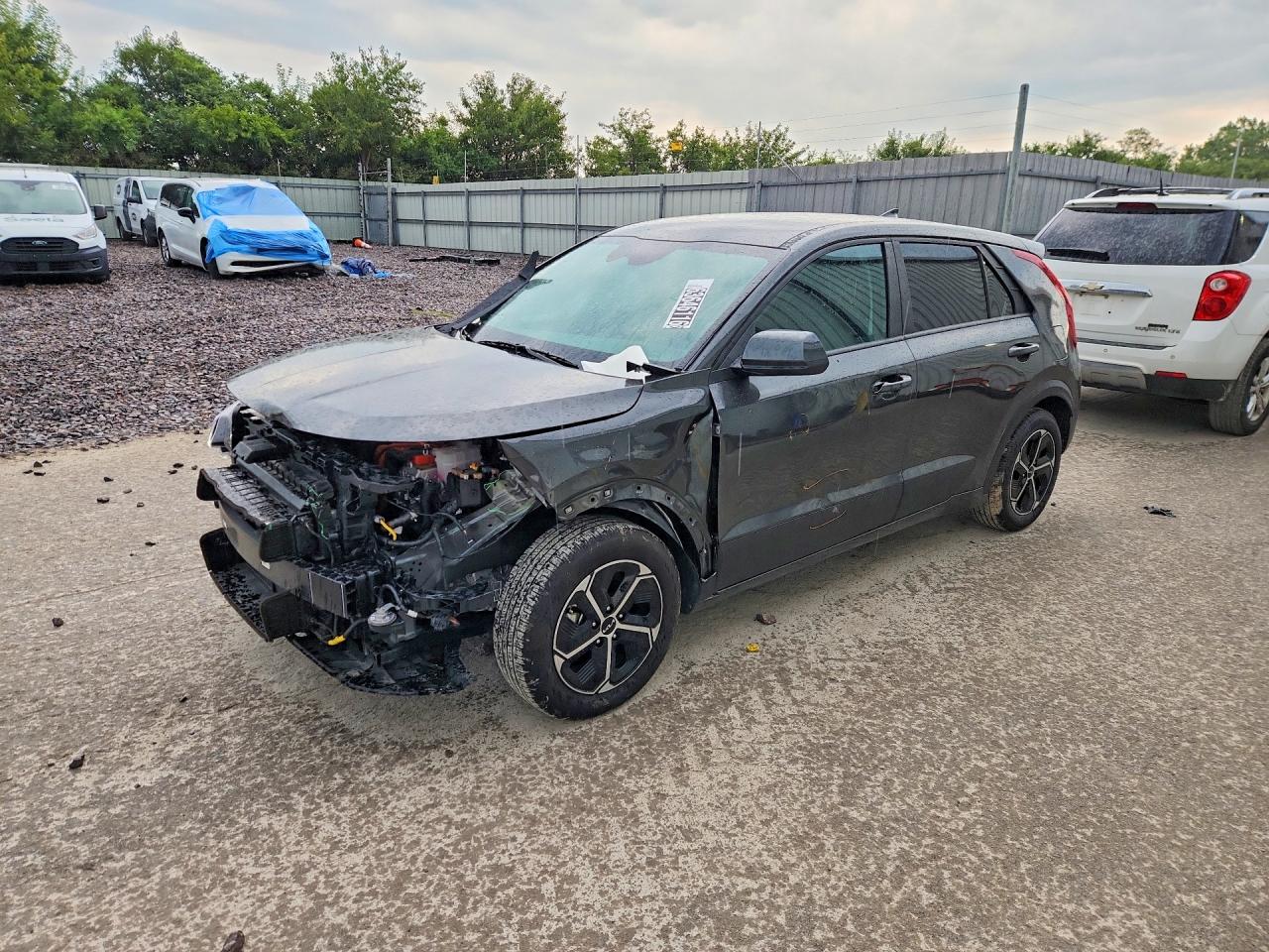 2026 Kia Niro LX, VIN KNDCP3LE3T5328389 — Front end