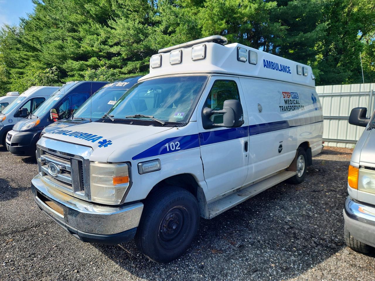 2014 Ford Econoline Cargo Commercial, VIN 1FDSS3EL5EDB07127 — Minor dents and scratches