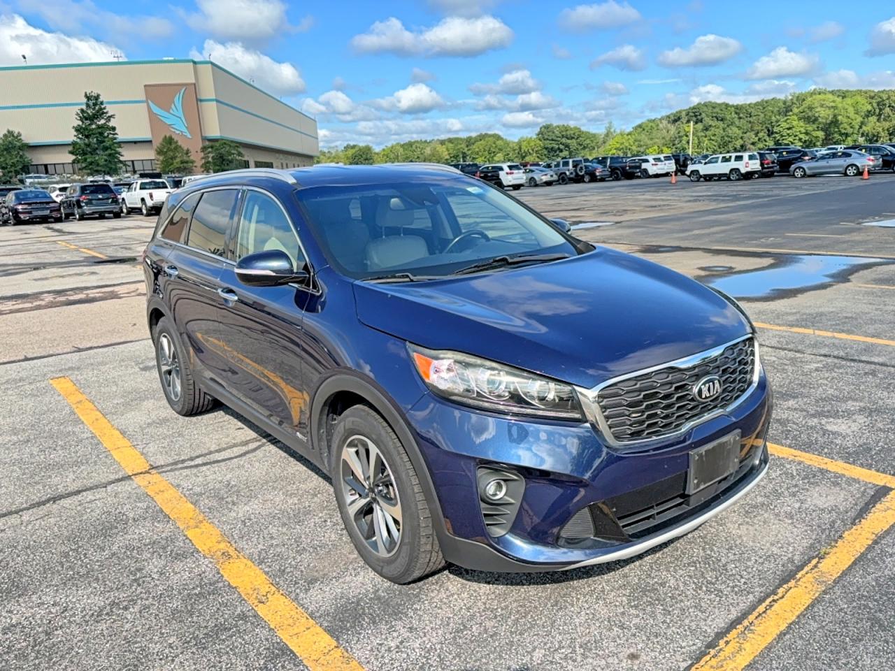 2019 Kia Sorento EX, VIN 5XYPHDA51KG533285 — Minor dents and scratches