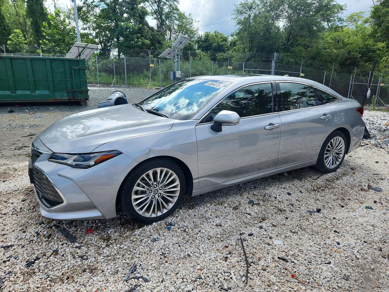 2019 Toyota Avalon Touring, VIN 4T1BZ1FB0KU026778 — Front end