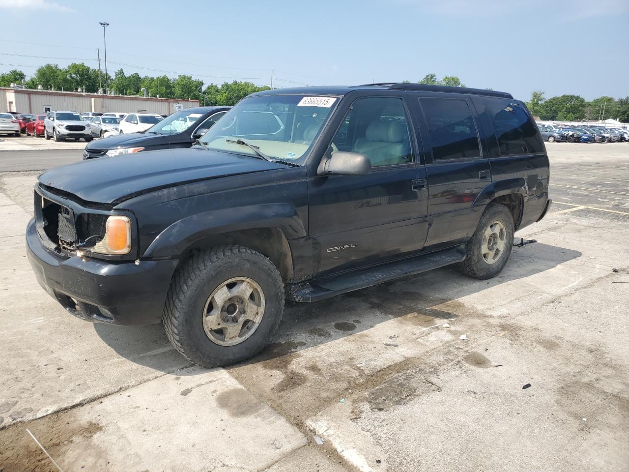 2000 GMC Denali, VIN 1GKEK63R1YR184051 — Перед
