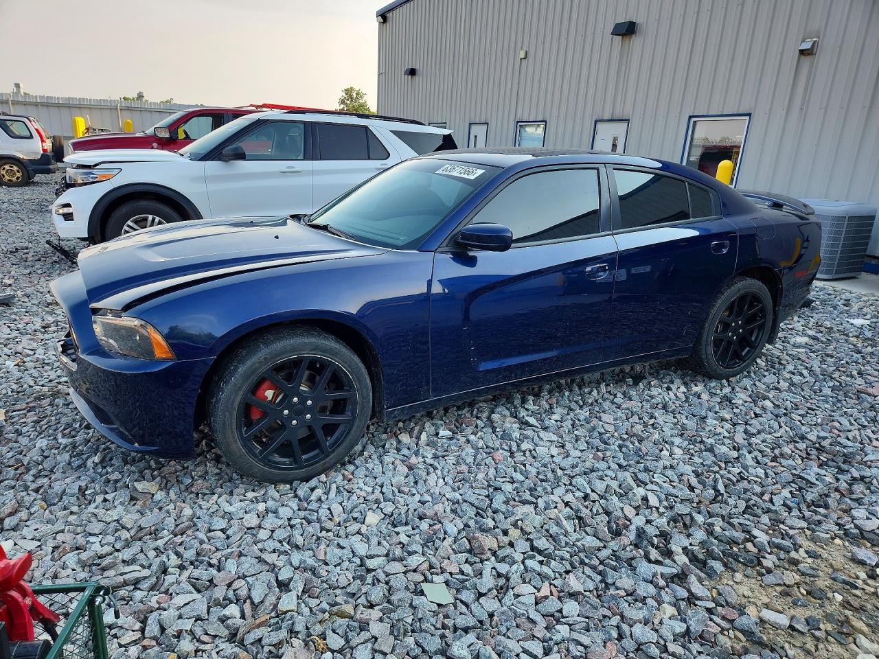 2013 Dodge Charger RT, VIN 2C3CDXDT8DH611043 — Front end