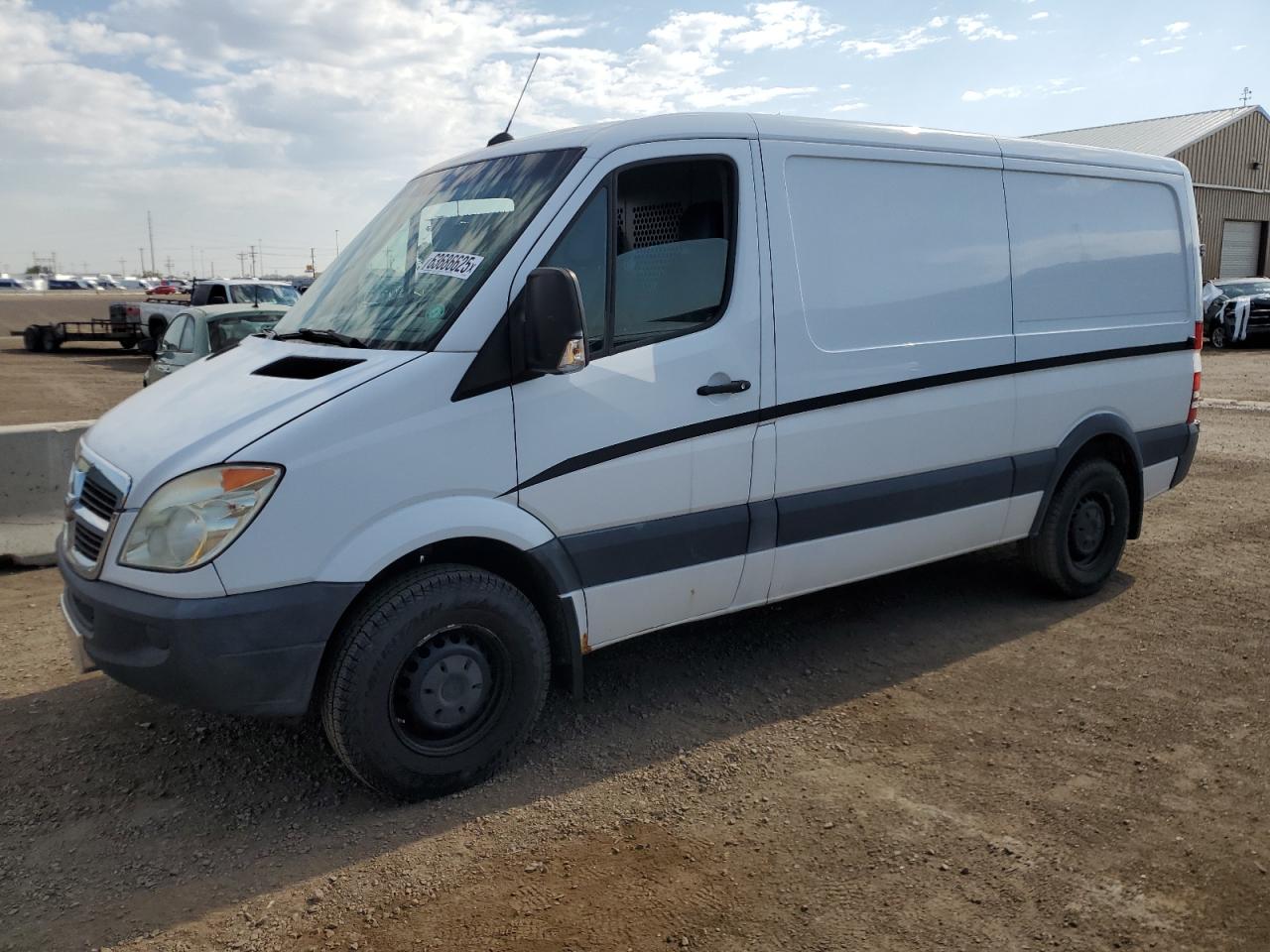 2008 Dodge Sprinter, VIN WD0PE745X85235171 — Пожар