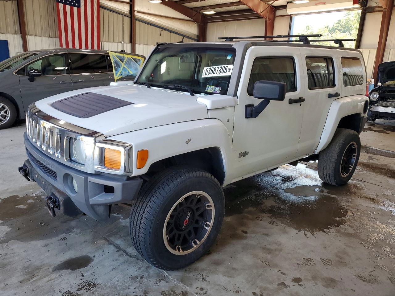 2008 Hummer H3 Luxury, VIN 5GTEN13E788185111 — Minor dents and scratches