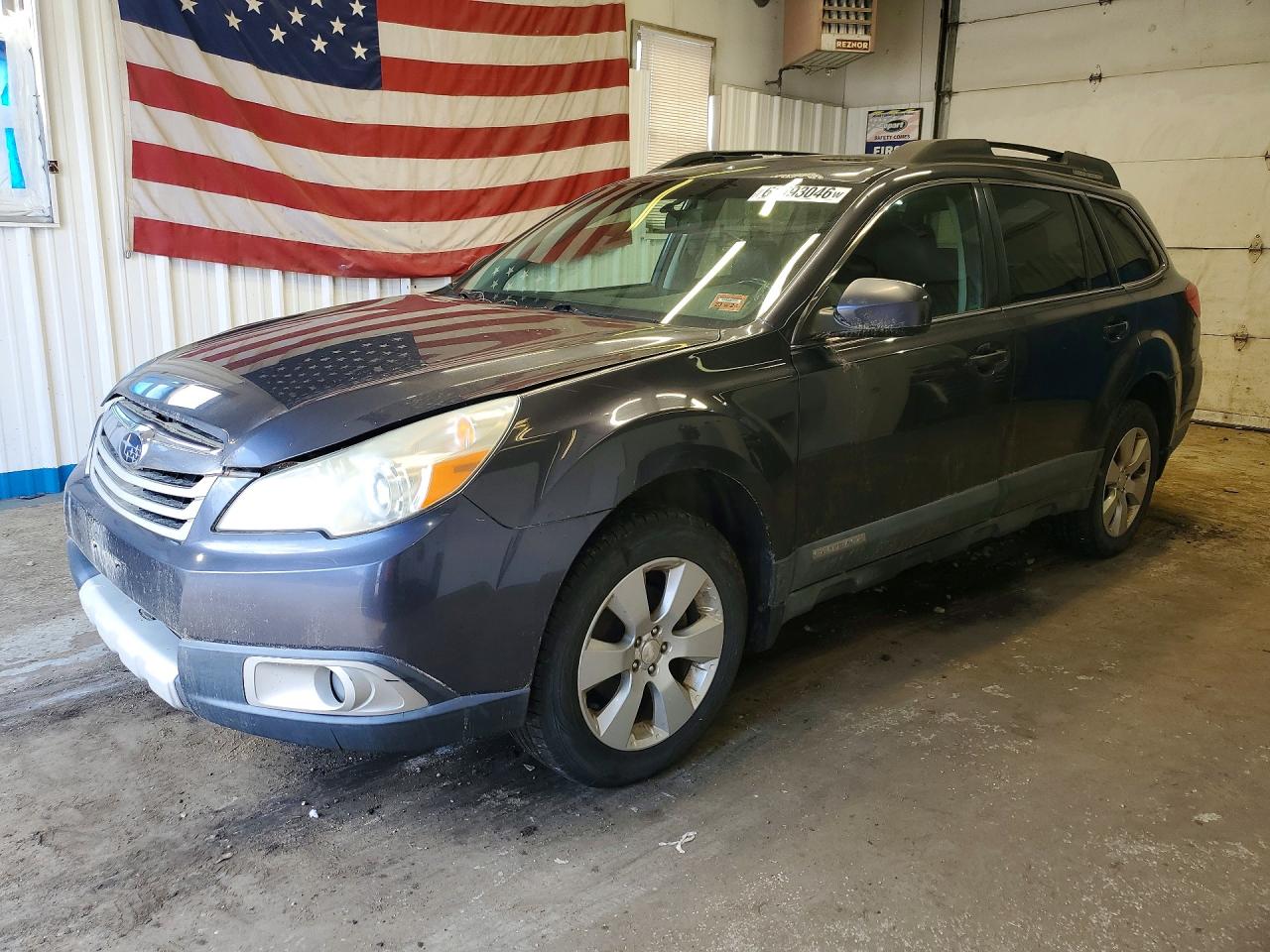 2010 Subaru Outback Limited Power Moon, VIN 4S4BRBKC5A3358238 — Мелкие вмятины и царапины