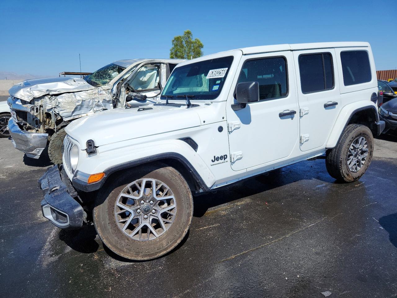 2025 Jeep Wrangler Sahara, VIN 1C4PJXEN9SW587520 — Front end