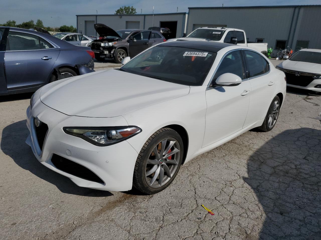 2017 Alfa Romeo Giulia, VIN ZARFAEDN3H7553566 — Minor dents and scratches