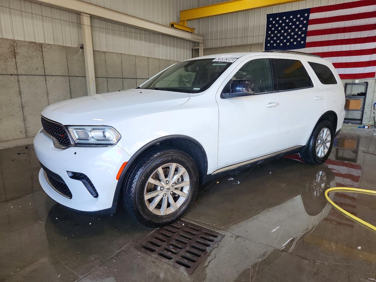 2024 Dodge Durango SXT, VIN 1C4RDJAG4RC115032 — Side