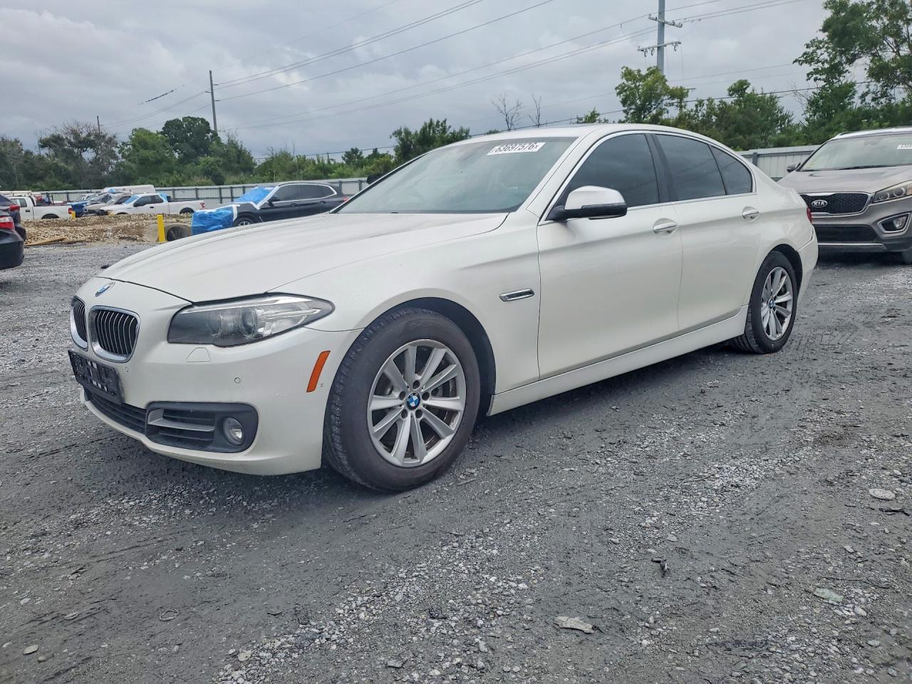 2016 BMW 5 Series 528i xDrive, VIN WBA5A7C54GG149061 — Rear end