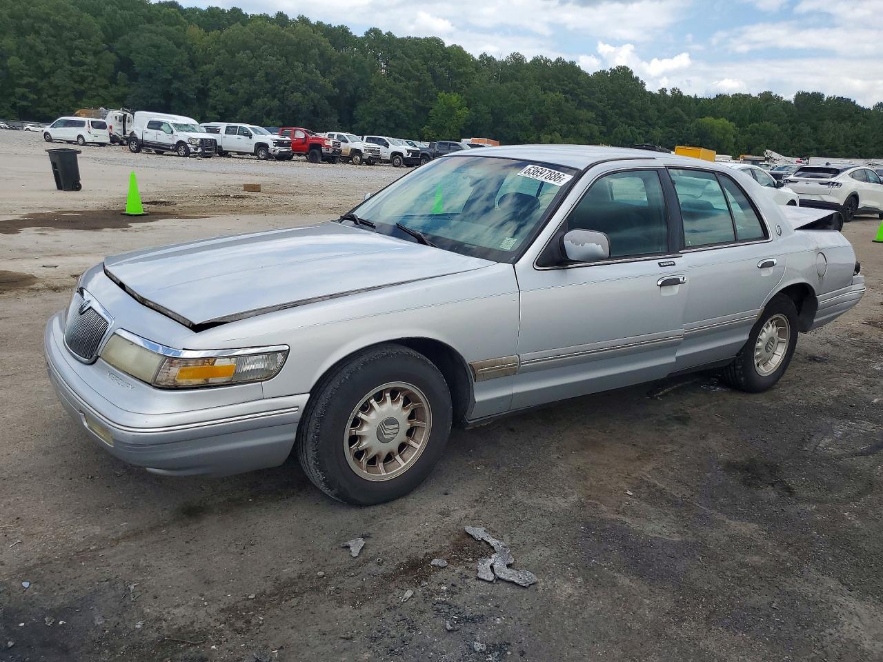 1996 Mercury Grand Marquis LS, VIN 2MELM75W9TX644608 — Зад