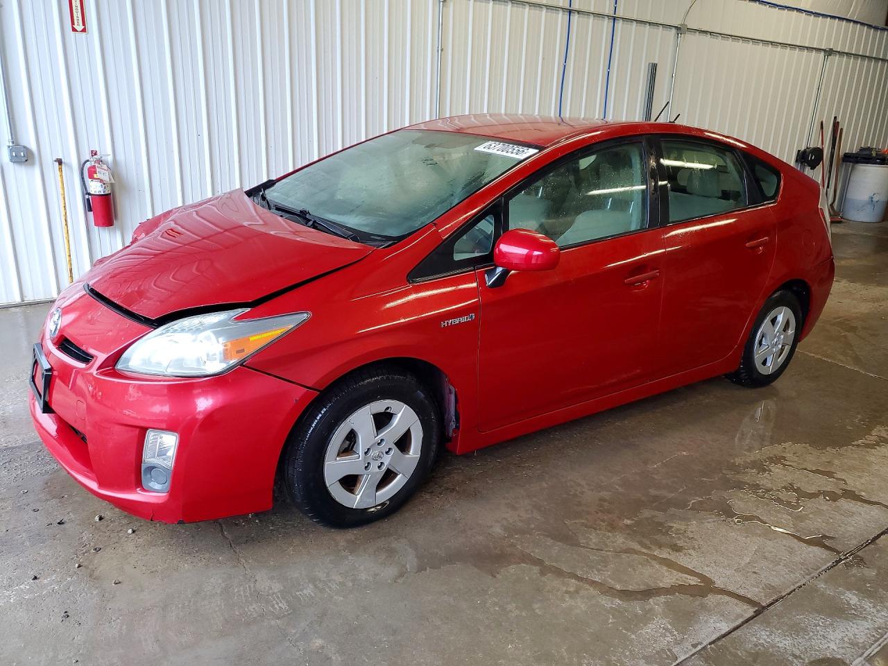 2010 Toyota Prius III, VIN JTDKN3DU6A1257443 — Front end