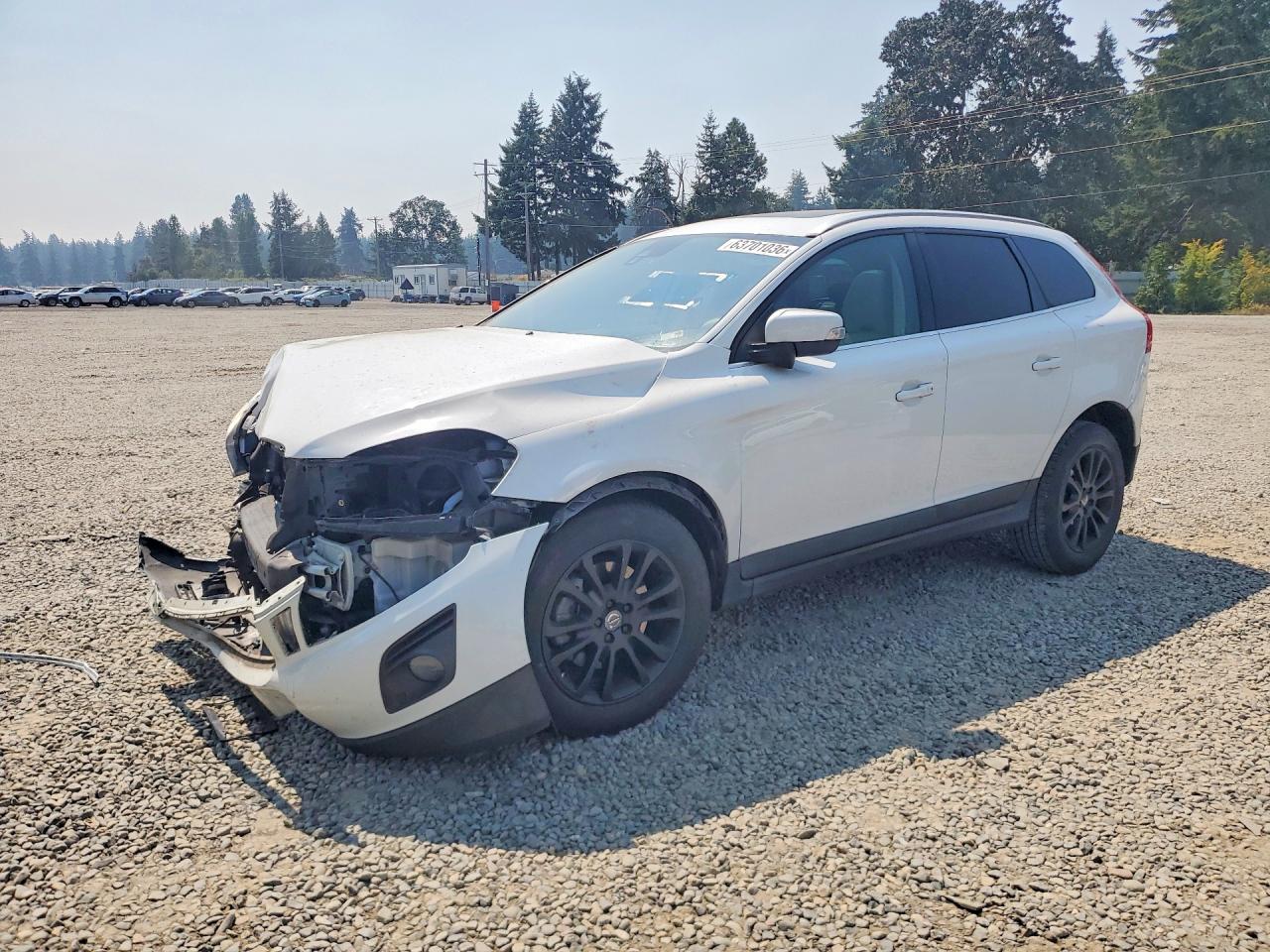 2010 Volvo XC60 3.0T, VIN YV4992DZ4A2029280 — Перед